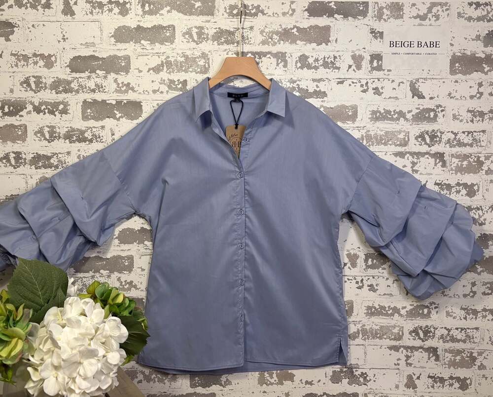 BLVD Light Blue Button-Up Shirt with Statement Bubble Sleeves LARGE